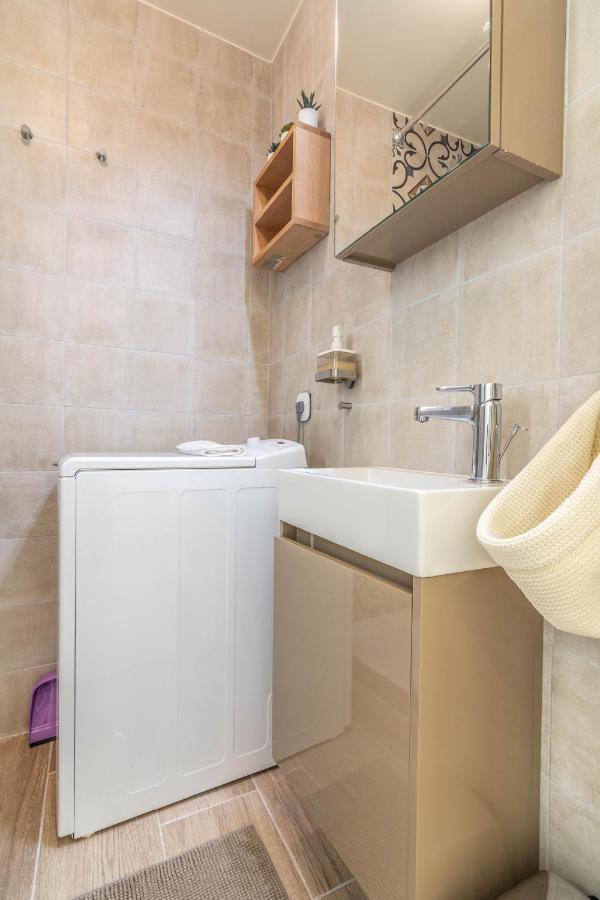 Birds Nest Apartment Атина Екстериор снимка